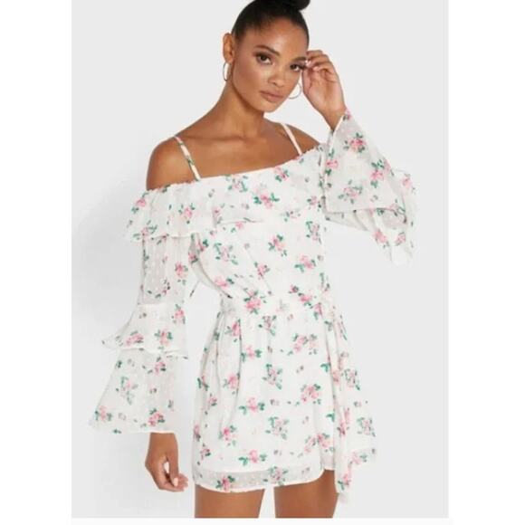 Topshop White Pink Floral Rose Bardot Off Shoulder Shorts Romper SZ. 4 SMALL NEW - Picture 1 of 7